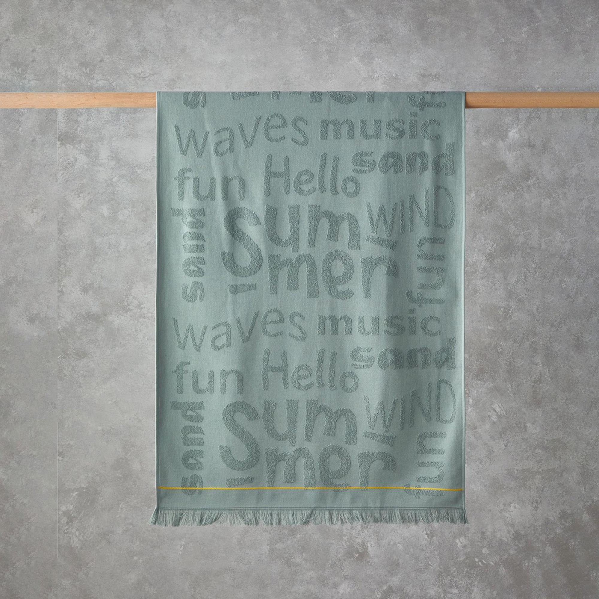 oversized beach towel for family eng 099