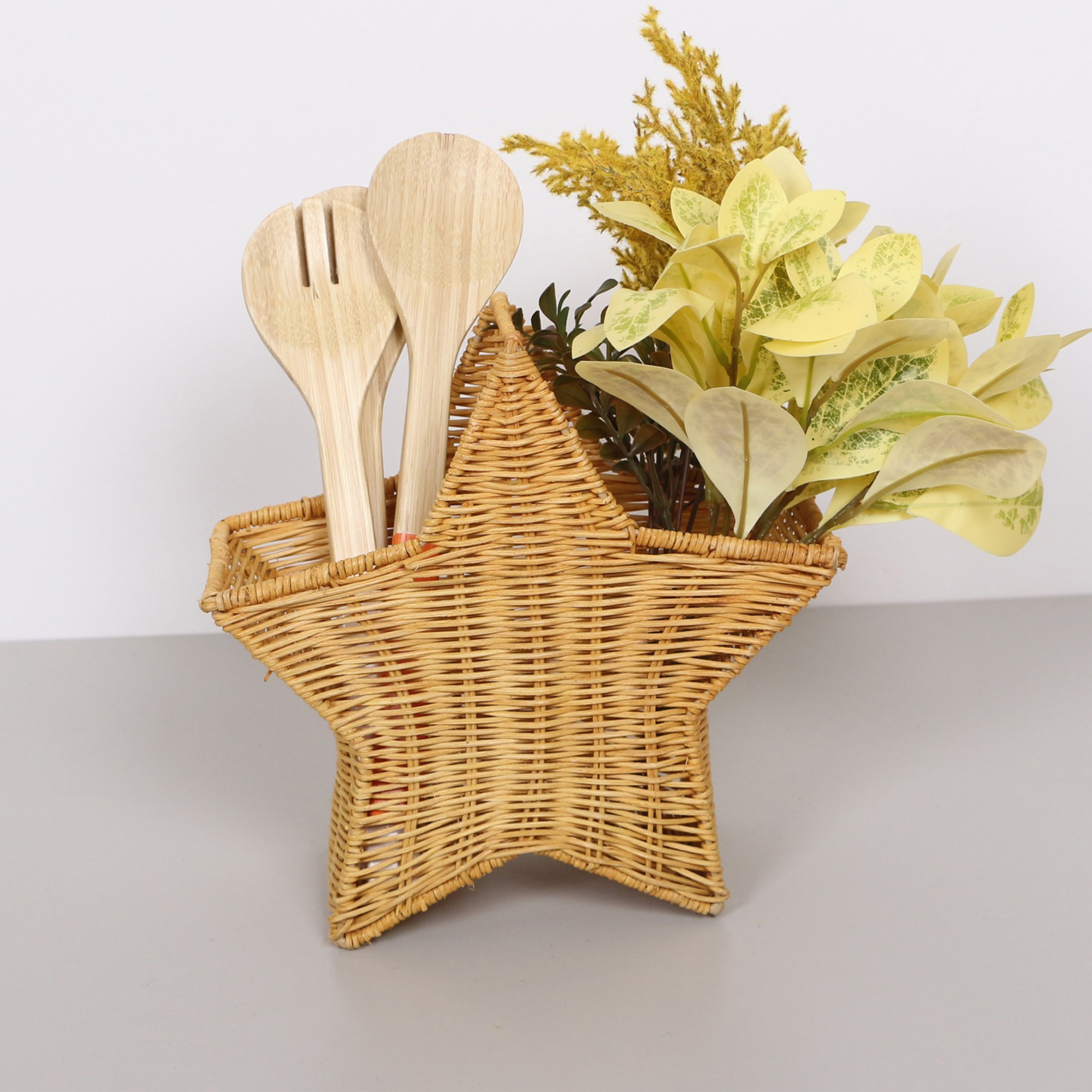 Star Rattan Organizer - Image 4